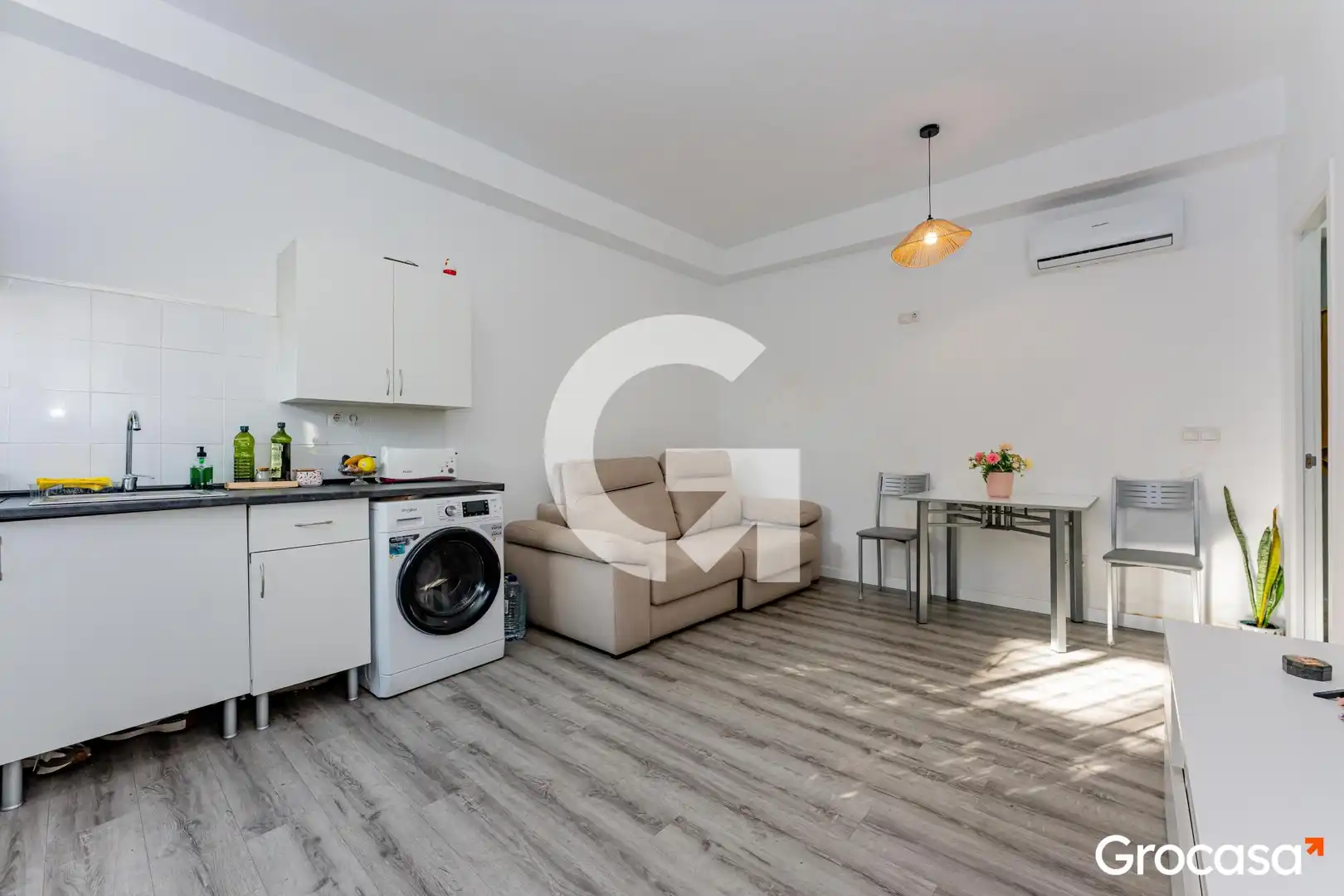 Living room of Flat for sale in Cornellà de Llobregat