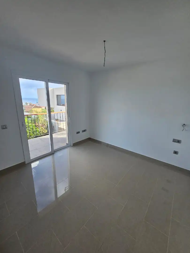 Casa adosada en venda en Garachico amb Terrassa, Traster i Forn