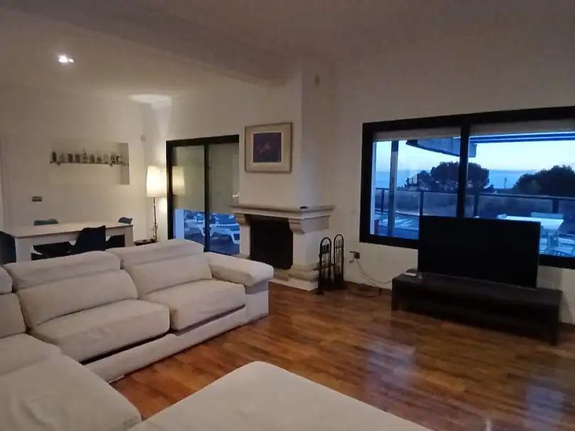Sala d'estar de Casa o xalet de lloguer en Istán, Málaga