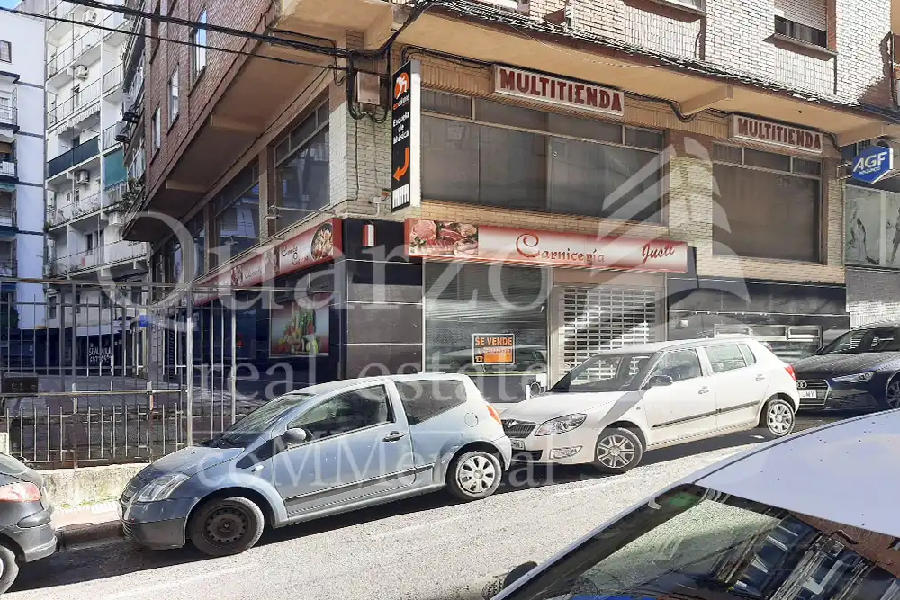 Gewerbefläche zum Verkauf in Calle Gómez Becerra 16