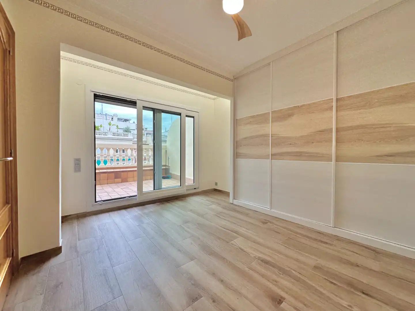 Sala de estar de Ático en venta en Barcelona con Aire acondicionado, Calefacción y Terraza