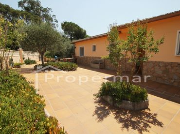 Casa amb balcó en venda a Sant Pere de Vilamajor