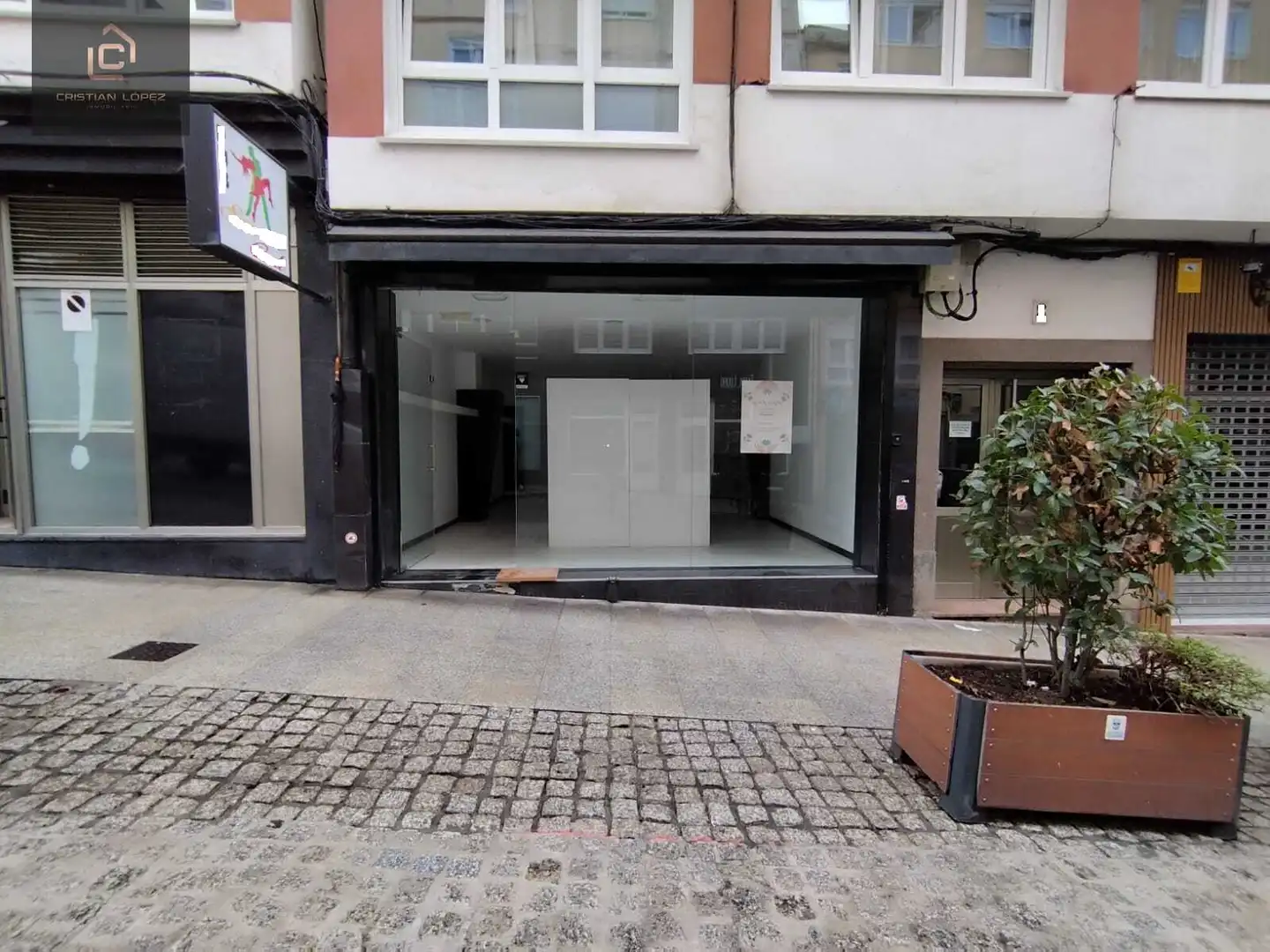 Business premises for sale in Rúa Sanjurjo Carricarte
