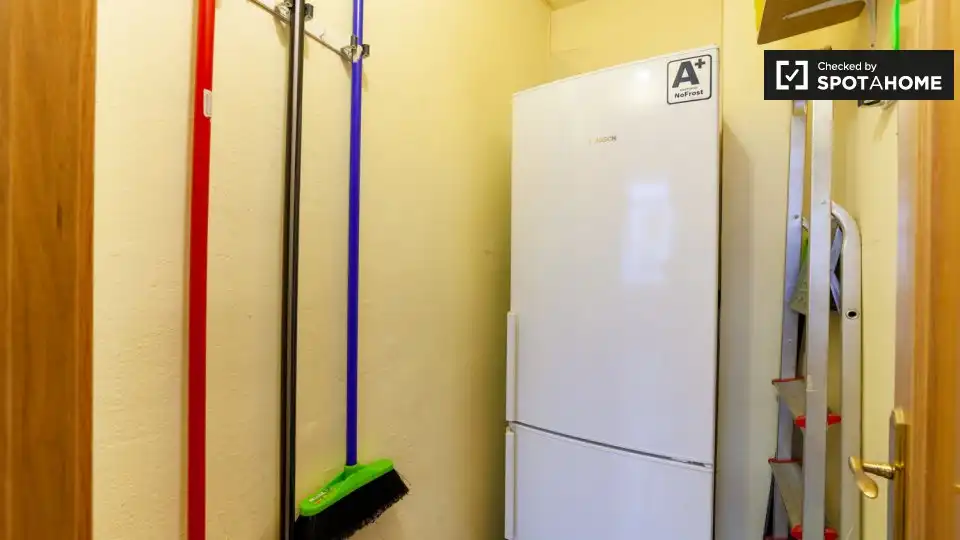 Cocina de Piso de alquiler en Alcalá de Henares con Aire acondicionado, Calefacción y Amueblado