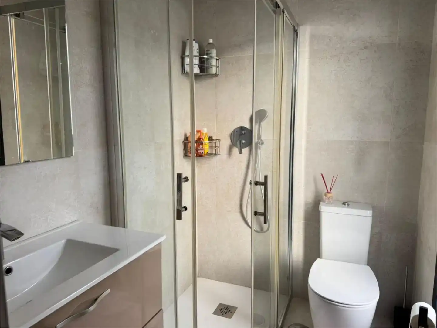 Baño de Piso en venta en Orihuela con Aire acondicionado, Piscina y Balcón