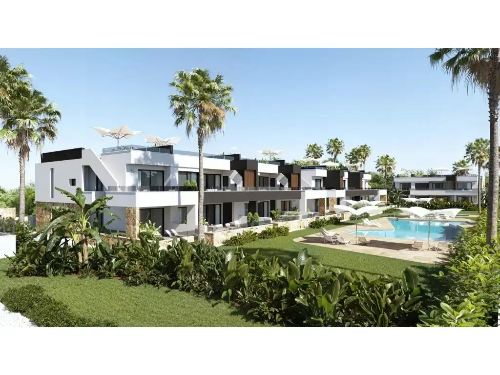 Bungalow con piscina en venta en Ciudad Quesada