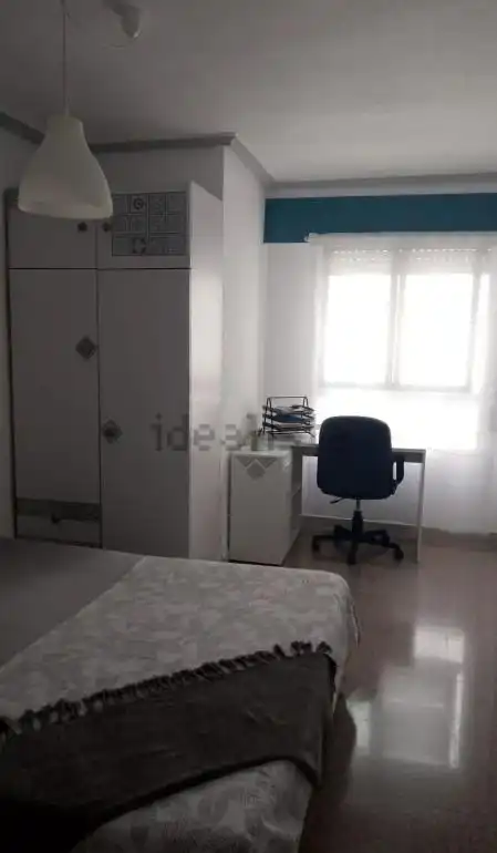 Piso de alquiler en Carolinas Altas