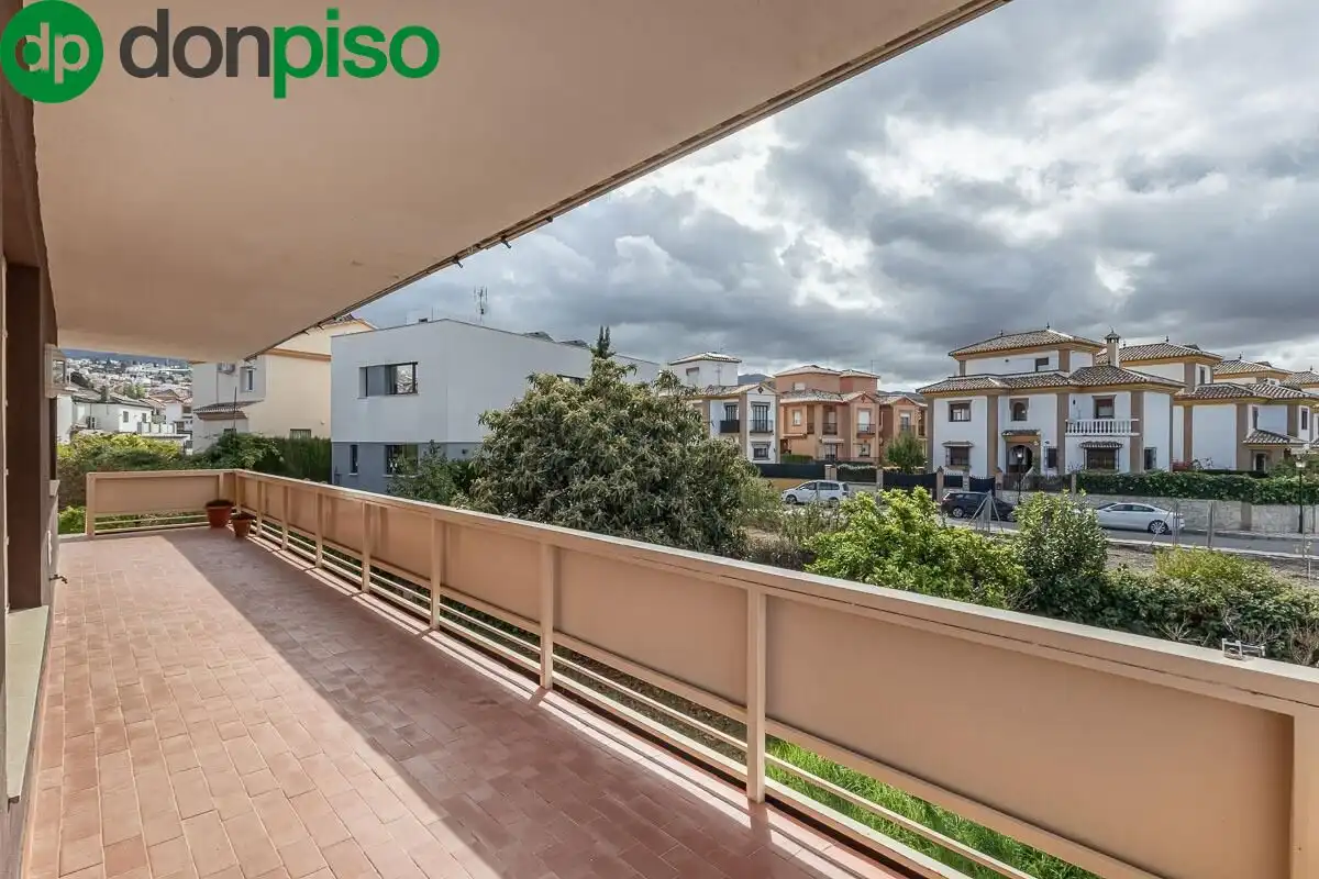 Casa con terrazza in vendita a Avenida HUETOR VEGA, imagen 27