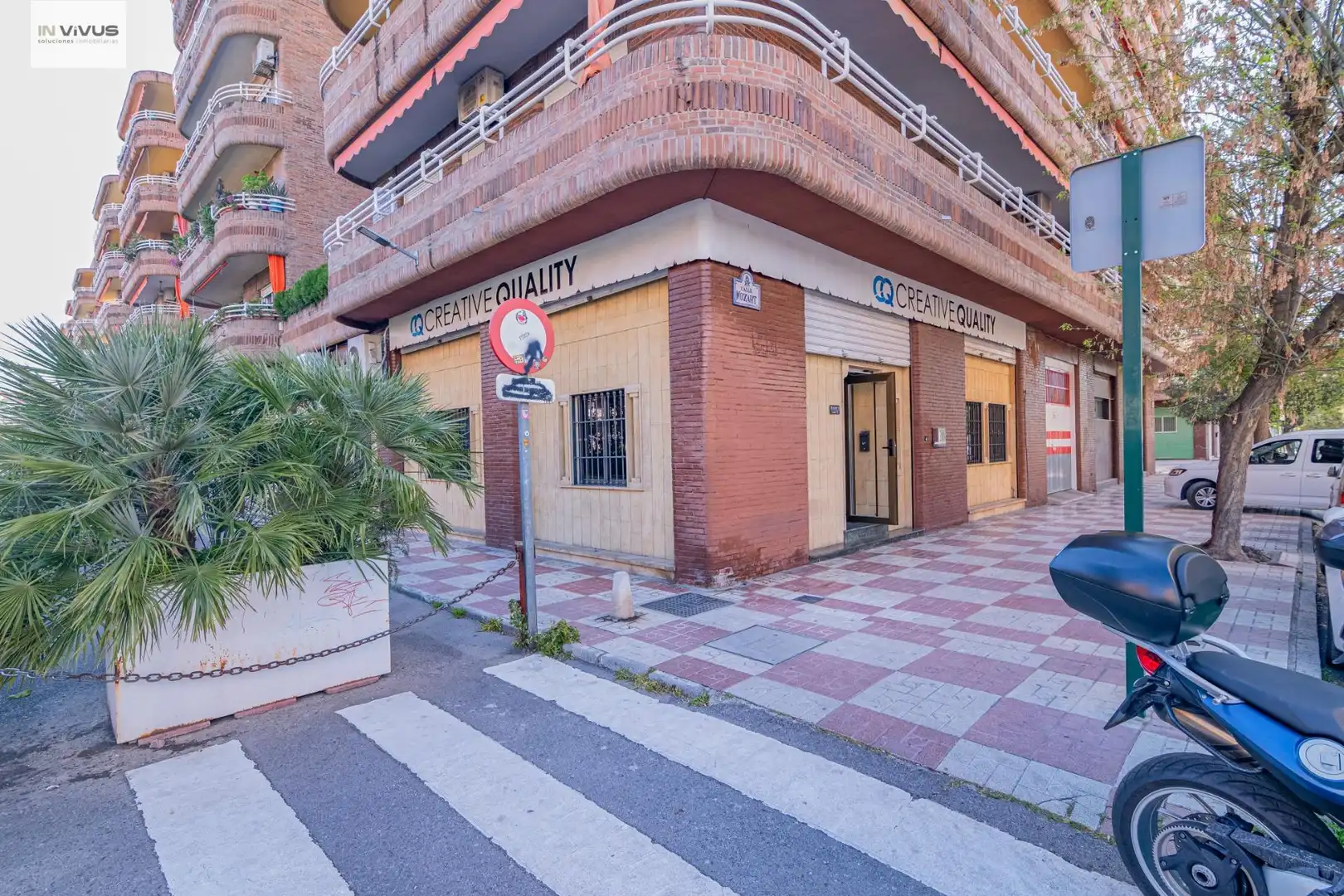 Local de lloguer a Calle MOZART, Fígares