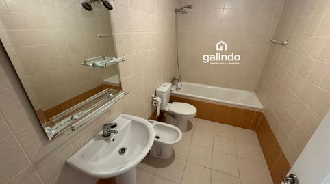 Foto 5 de Casa adosada en venta en Umbrete, Sevilla