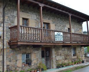 Vista exterior de Casa adosada en venda en Villafufre