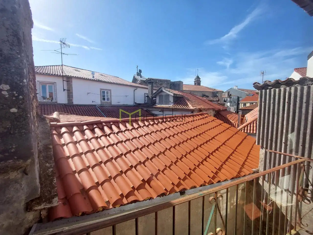 Terrassa de Casa o xalet en venda en Santiago de Compostela  amb Calefacció i Jardí privat