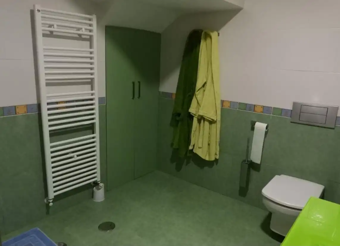 Badezimmer von Maisonette zum Verkauf in Tobarra mit Klimaanlage, Heizung und Terrasse
