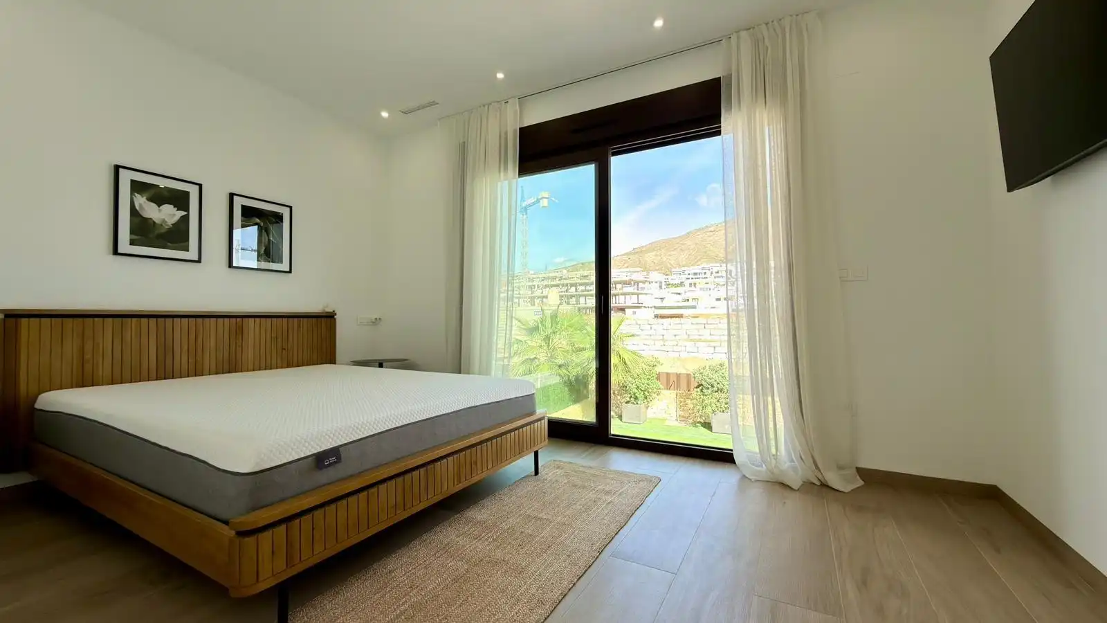 Chalet con piscina en venta en Calle EQUADOR, imagen 17