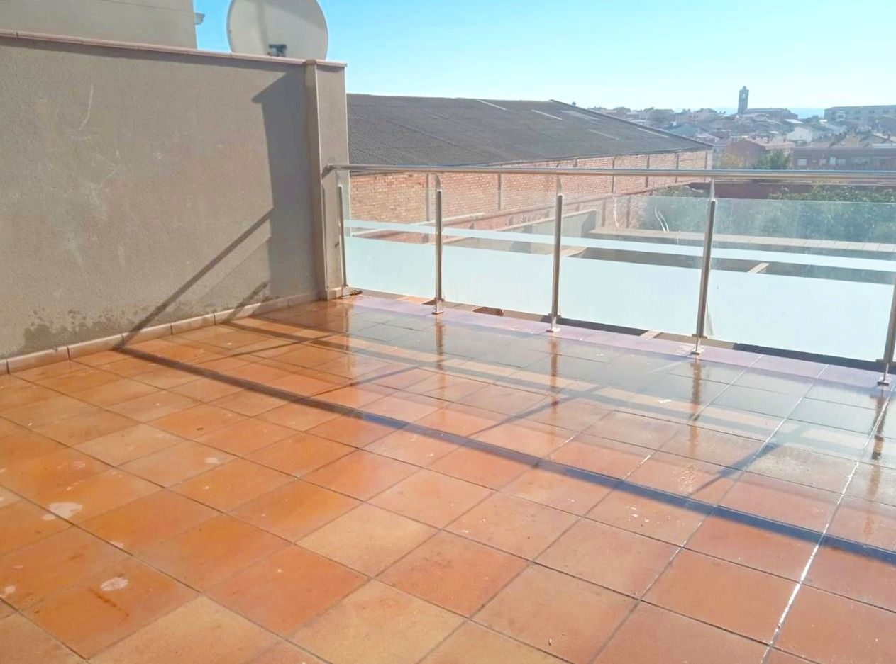 Flat for sale in De Lleida, Bellpuig