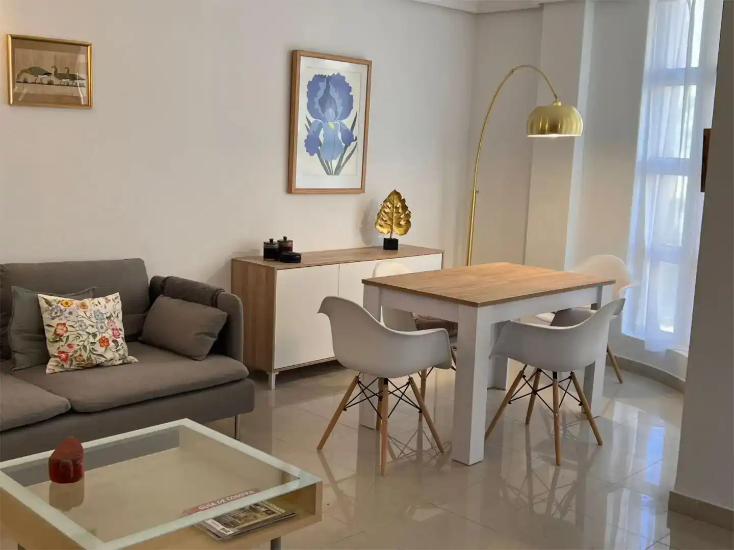 Comedor de Piso en venta en Santa Eulària des Riu con Aire acondicionado, Amueblado y Balcón