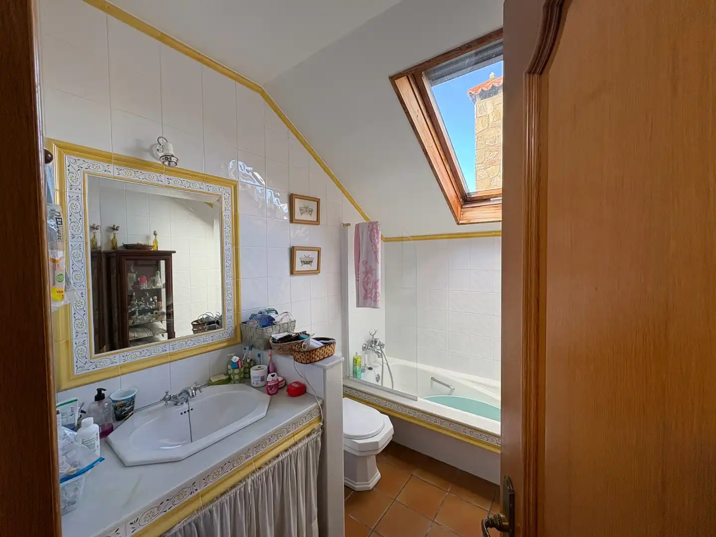Baño de Casa o chalet en venta en Narón con Calefacción, Jardín privado y Parquet