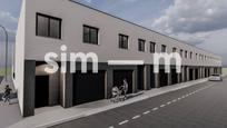 Exterior view of House or chalet for sale in Manlleu  with Heating, Private garden and Terrace