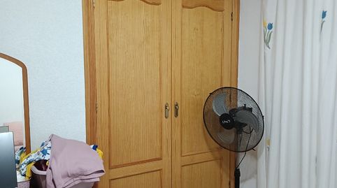 Foto 2 de Piso en venta en Calle Alfonso XIII, 14, Reyes, Parla