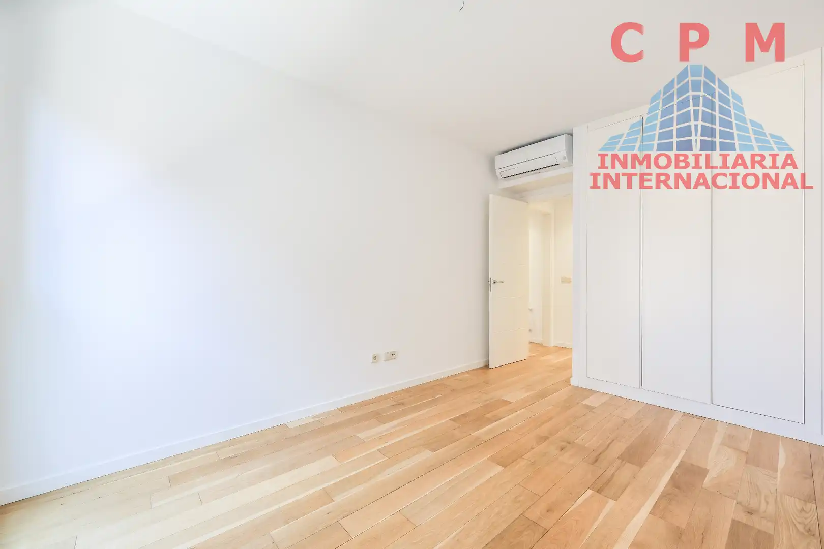 Schlafzimmer von Wohnung zur Miete in Madrid mit Klimaanlage, Heizung und Parkett