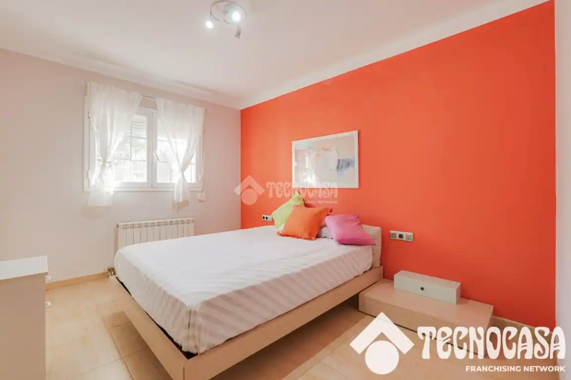 Semi-detached house for sale in Sant Muç, imagen 9