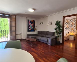 Sala d'estar de Apartament de lloguer en Palencia Capital amb Calefacció i Moblat