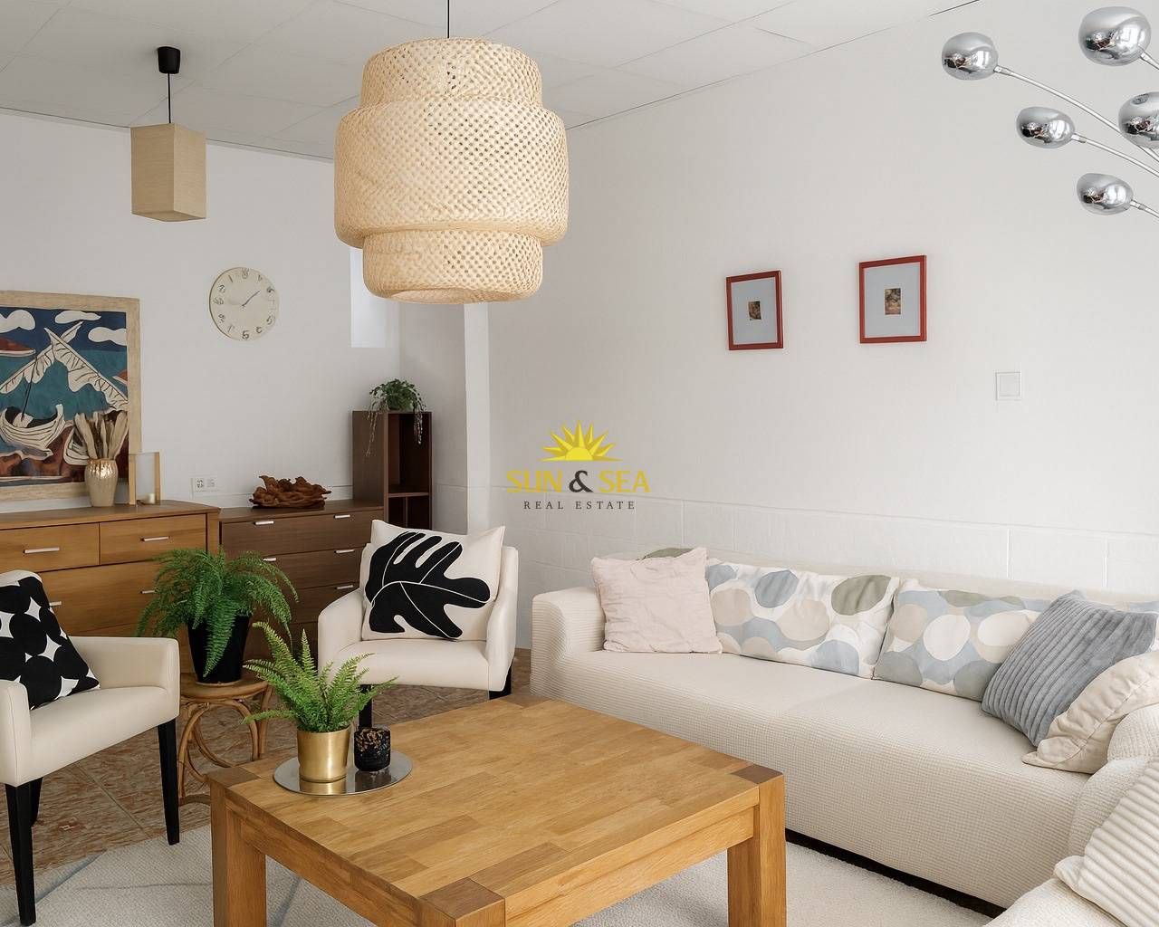 Sala de estar de Apartamento de alquiler en Los Alcázares con Aire acondicionado, Calefacción y Amueblado