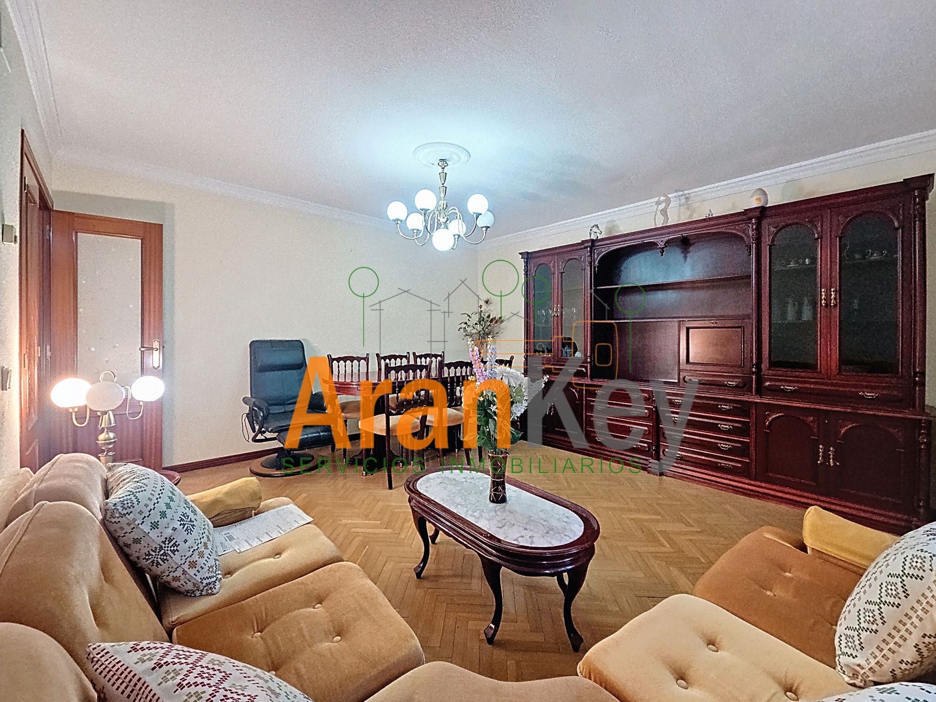 Living room of House or chalet for sale in Aranjuez  with Air Conditioner, Heating and Storage room
