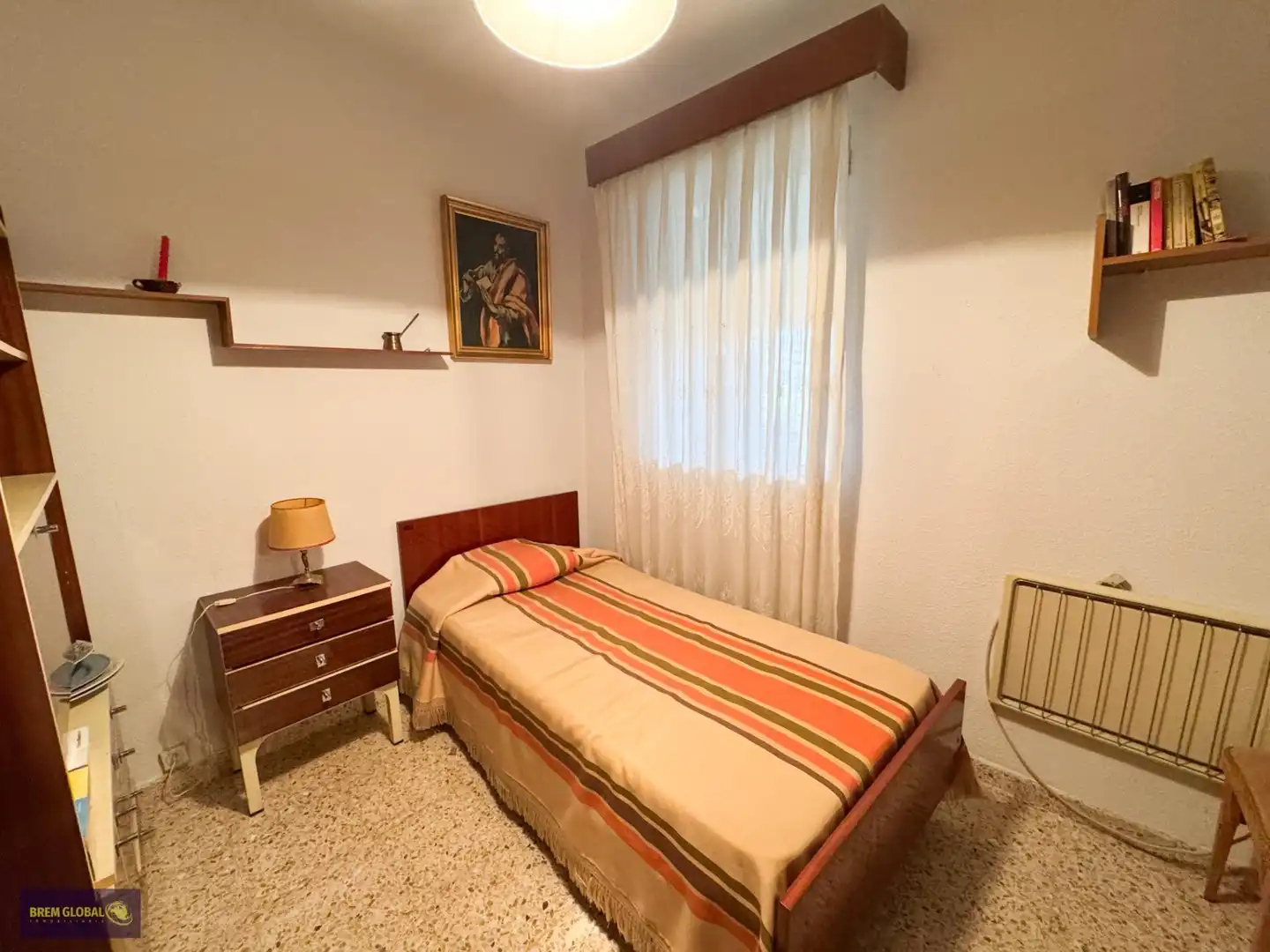 Habitación de Casa adosada en venta en El Berrueco con Jardín privado, Trastero y Amueblado