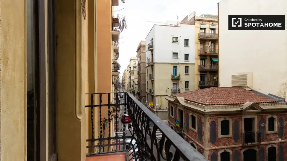 Exterior view of Flat for rent in Barcelona  with Air Conditioner, Heating and Furnished
