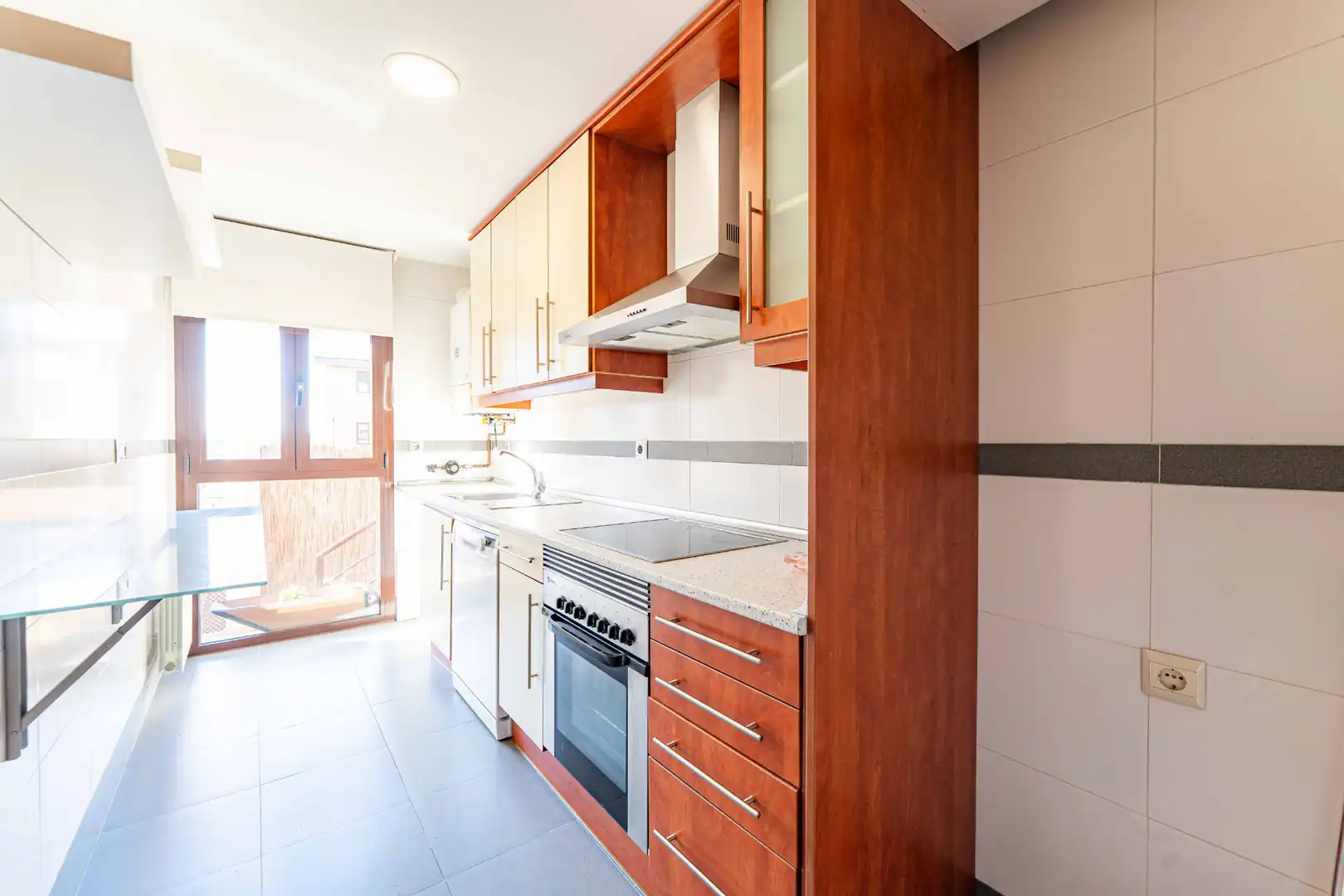 Kitchen of Flat for sale in Arroyomolinos (Madrid)  with Air Conditioner, Heating and Private garden