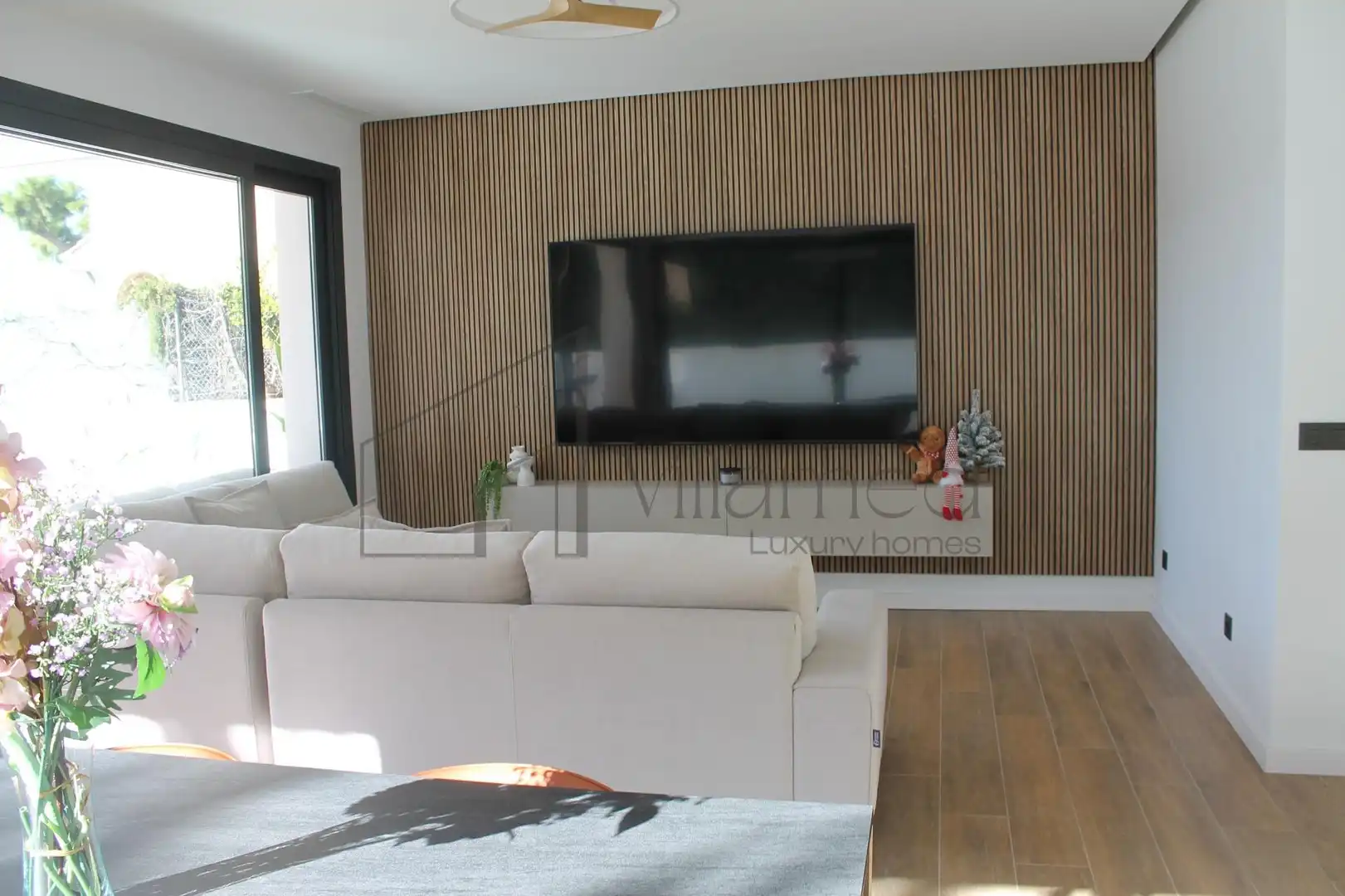 Sala d'estar de Casa o xalet de lloguer en L'Eliana amb Aire condicionat, Jardí privat i Terrassa