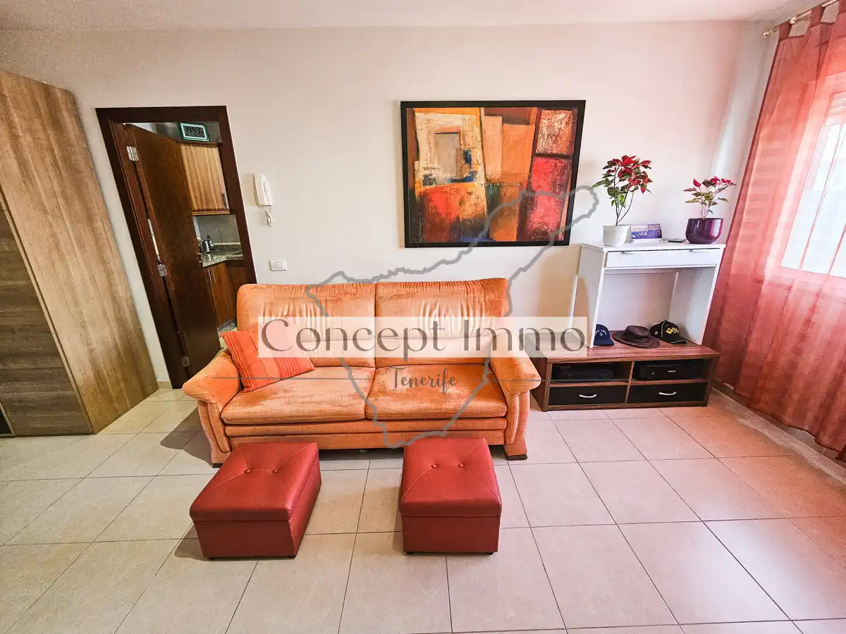 Sala de estar de Piso en venta en Arona con Aire acondicionado, Terraza y Trastero
