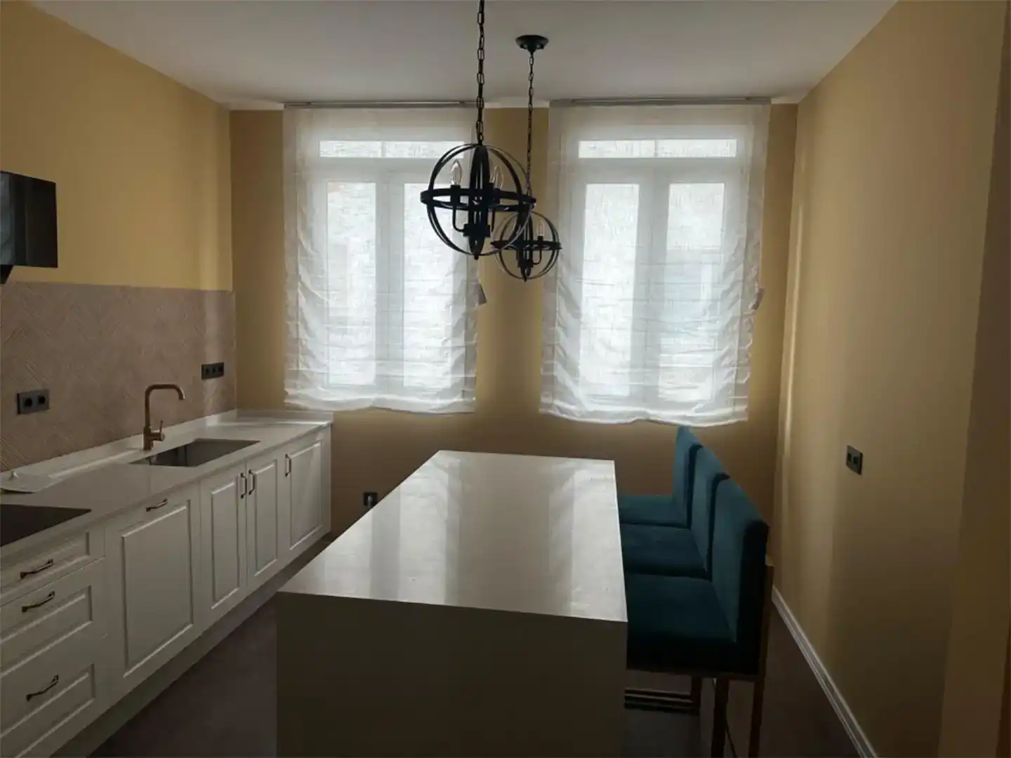 Esszimmer von Wohnung zur Miete in Ferrol mit Abstellraum und Möbliert