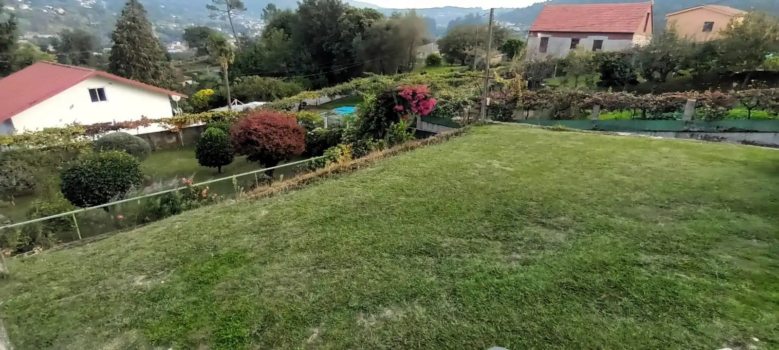 Haus oder Chalet zum Verkauf in Redondela mit Privatgarten, Abstellraum und Balkon