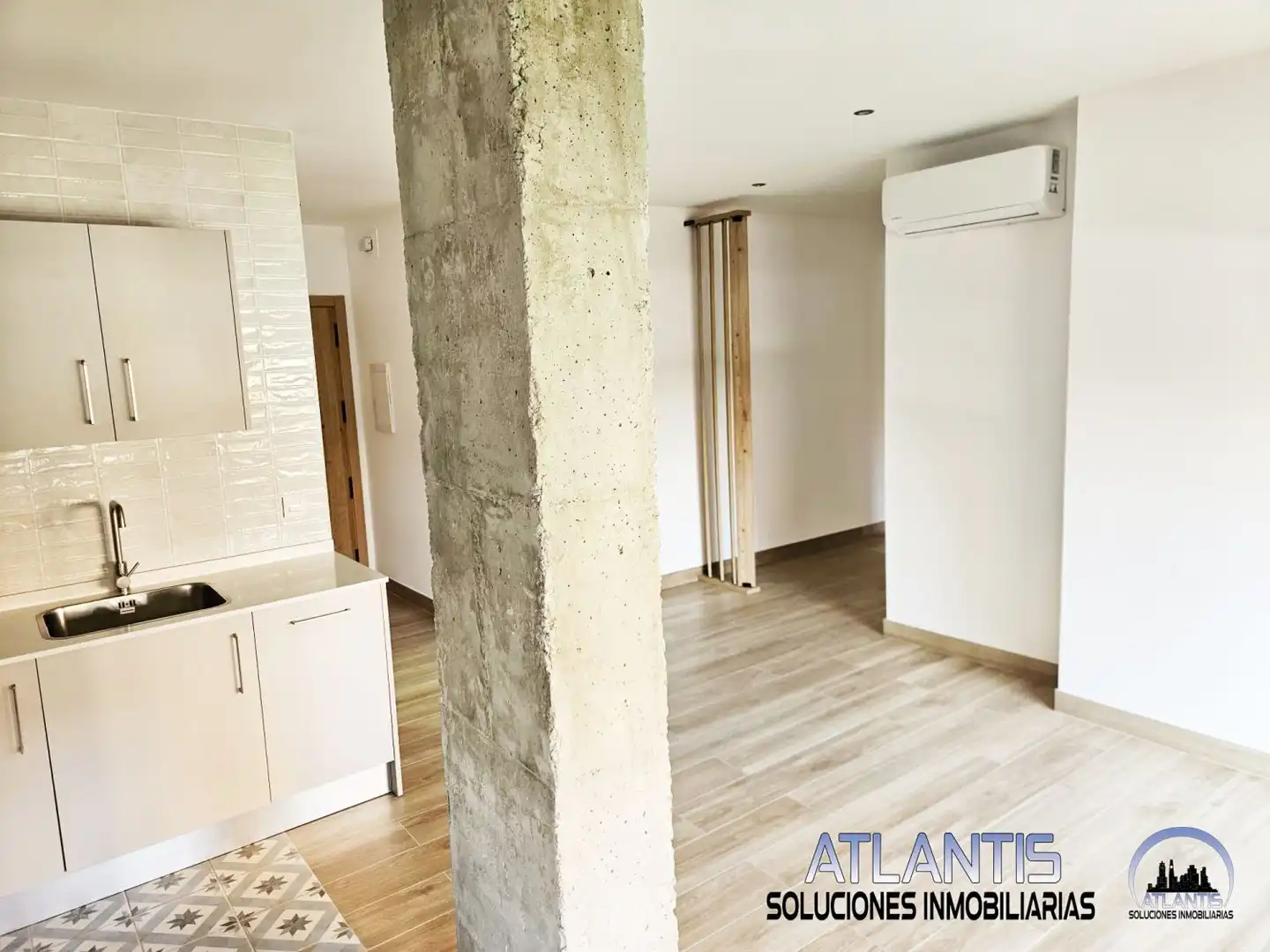 Flat for rent in San Pablo - Santa Justa