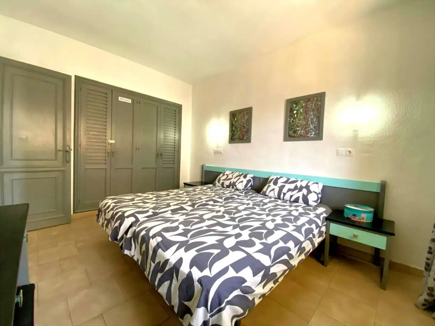 Habitación de Apartamento en venta en Fuengirola con Aire acondicionado y Piscina comunitaria