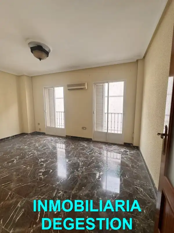 Apartament en venda en Linares amb Aire condicionat, Calefacció i Balcó
