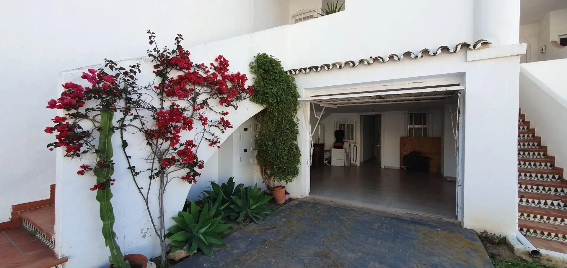 Casa adosada en venda en Mijas amb Jardí privat, Terrassa i Traster