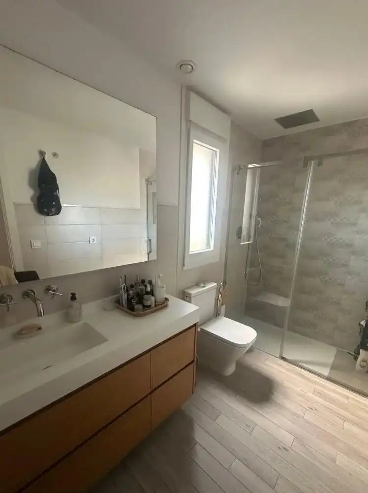 Bathroom of Flat for sale in Córdoba