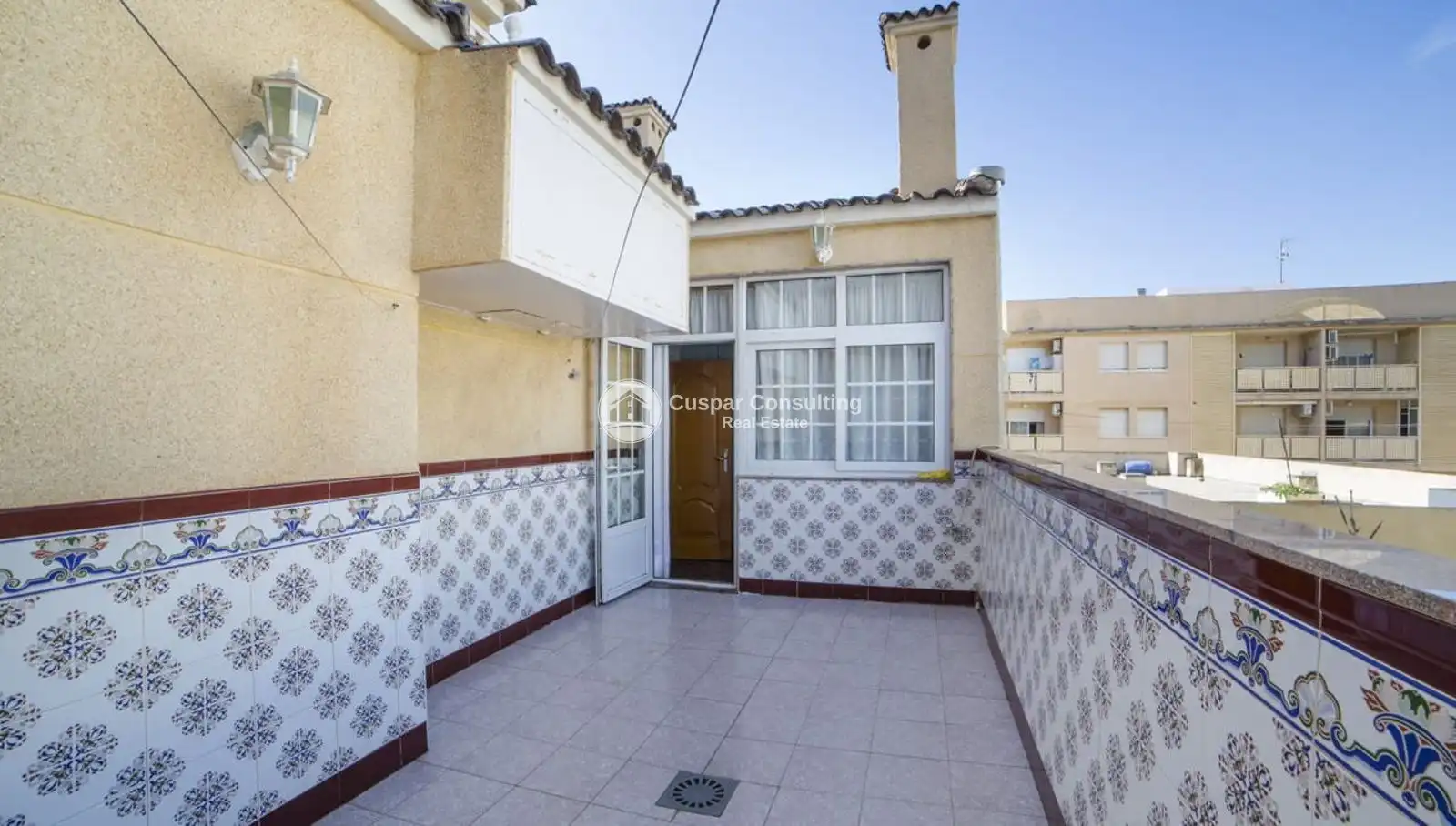 Terrassa de Local en venda en Los Alcázares amb Aire condicionat