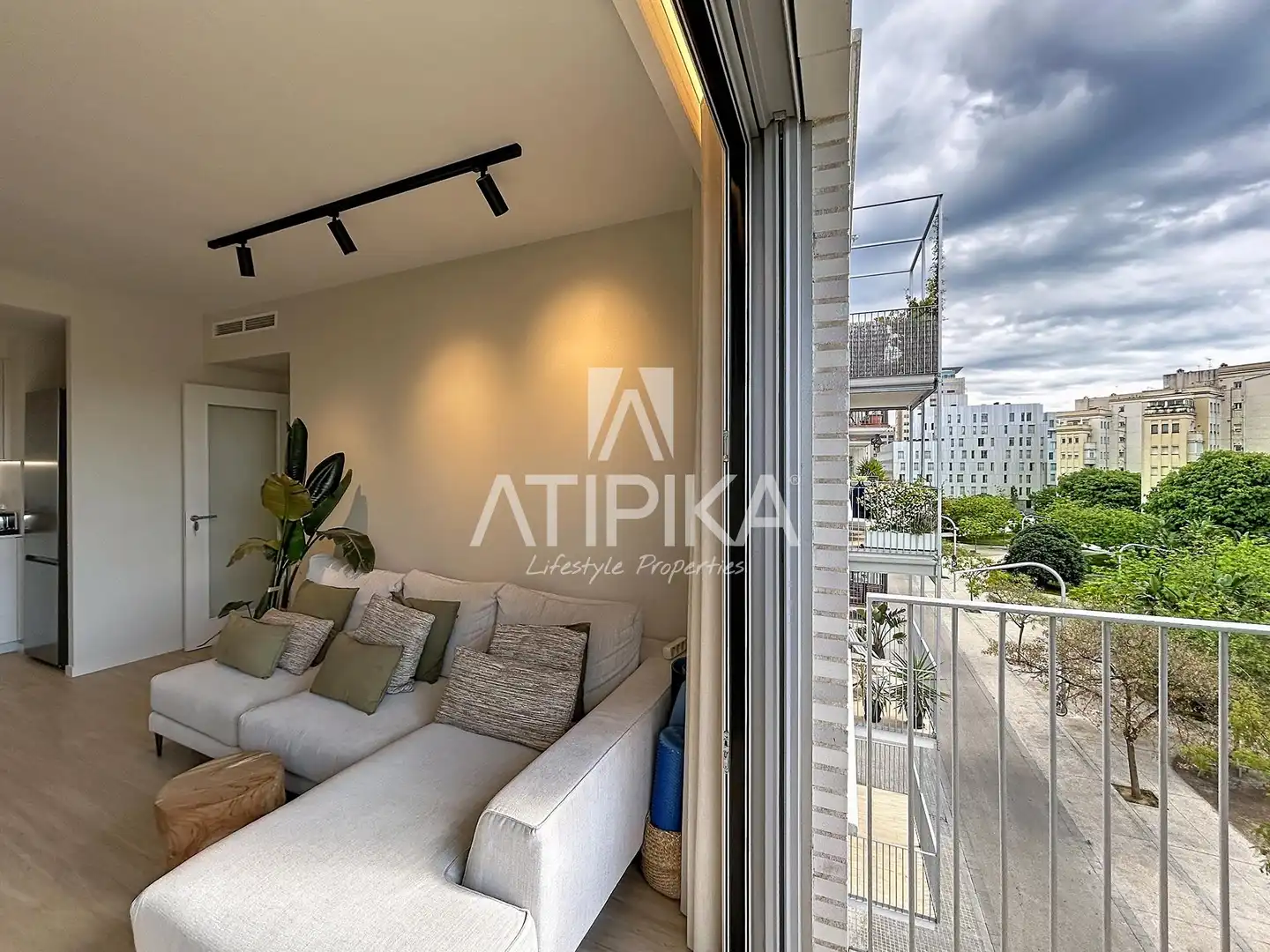 Terrace of Flat for rent in Barcelona  with Air Conditioner, Parquet flooring and Terrace