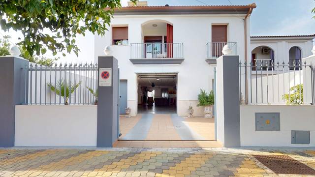 Casa-chalet en Venta en El Higuerón