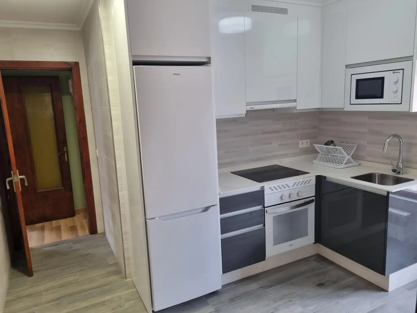 Flat for rent in Calle Doctor Fleming, 1, Llamaquique