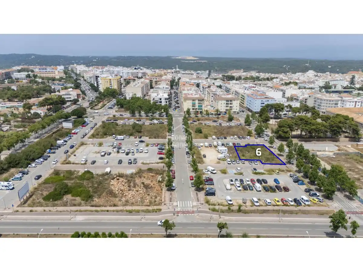 Vista exterior de Apartament en venda en Maó - Mahón amb Terrassa i Piscina