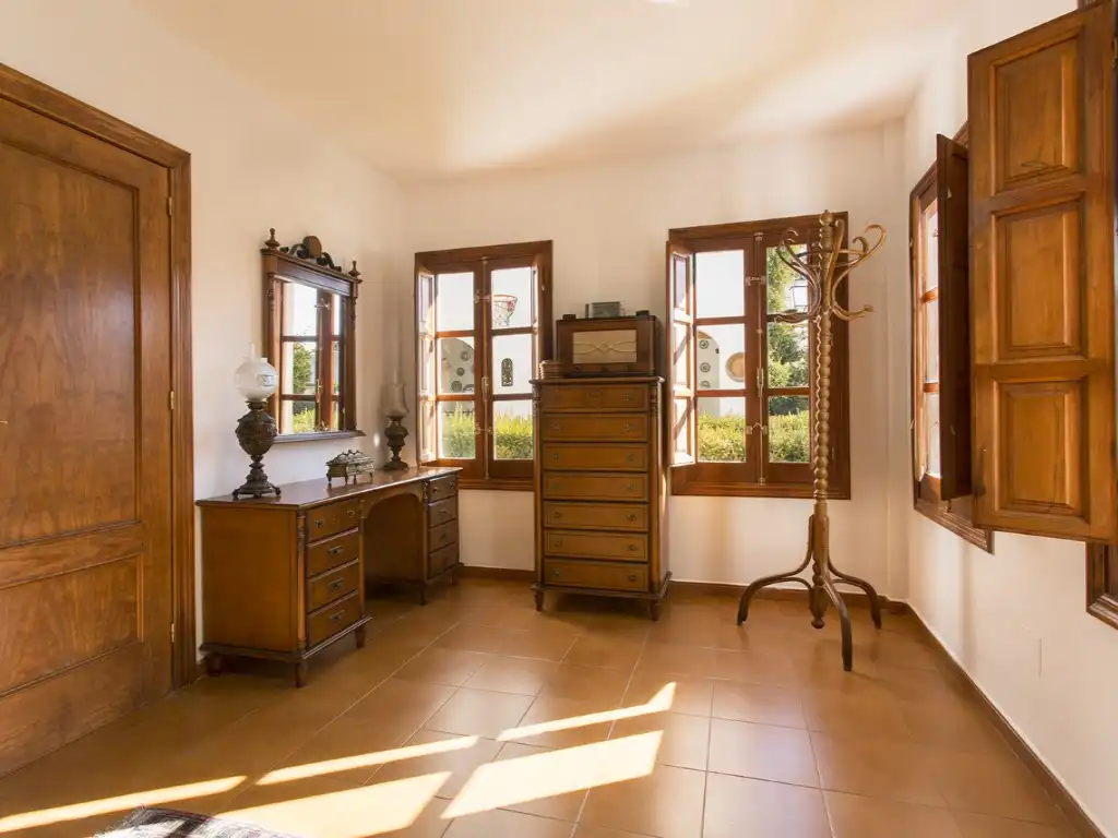 Bedroom of Houses for sale in Granada  with Heating and Swimming Pool