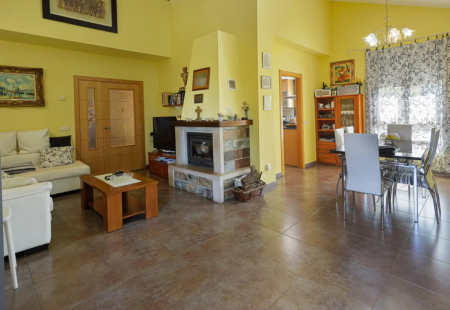 Houses for sale in Aldeamayor de San Martín