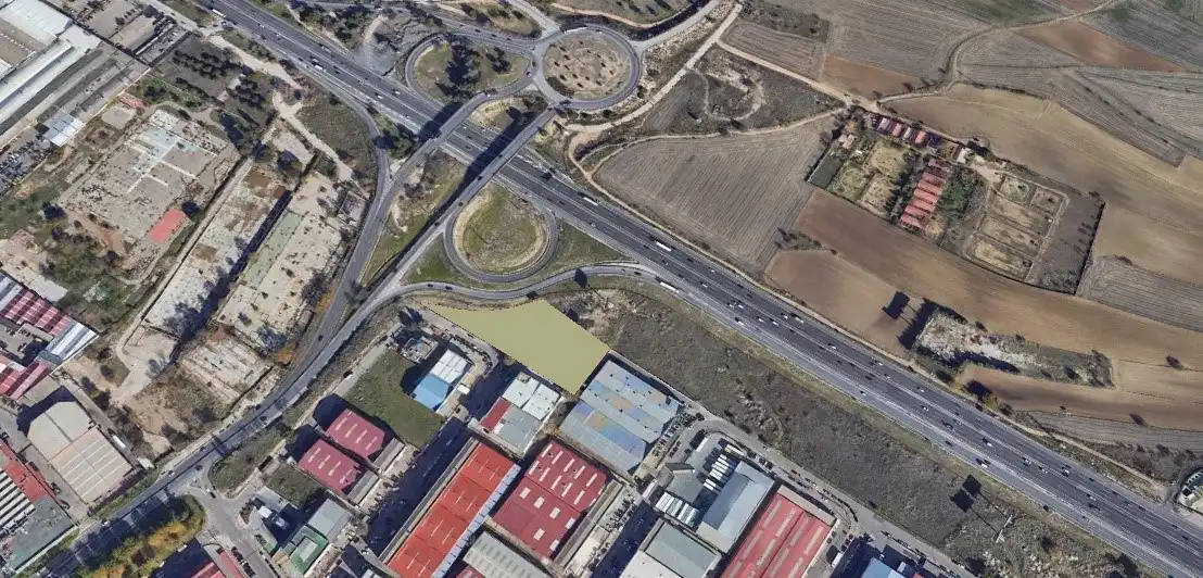 Außenansicht von Fabrik Grundstücke zum Verkauf in Madrid