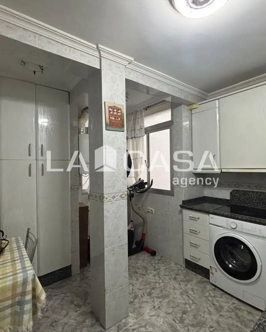 Piso en venta en  Sevilla Capital con Terraza