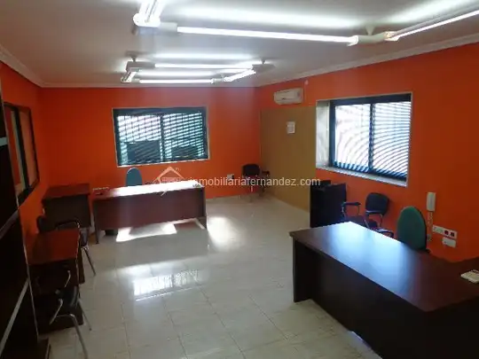Nau industrial en venda a Malpartida de Cáceres, imagen 2